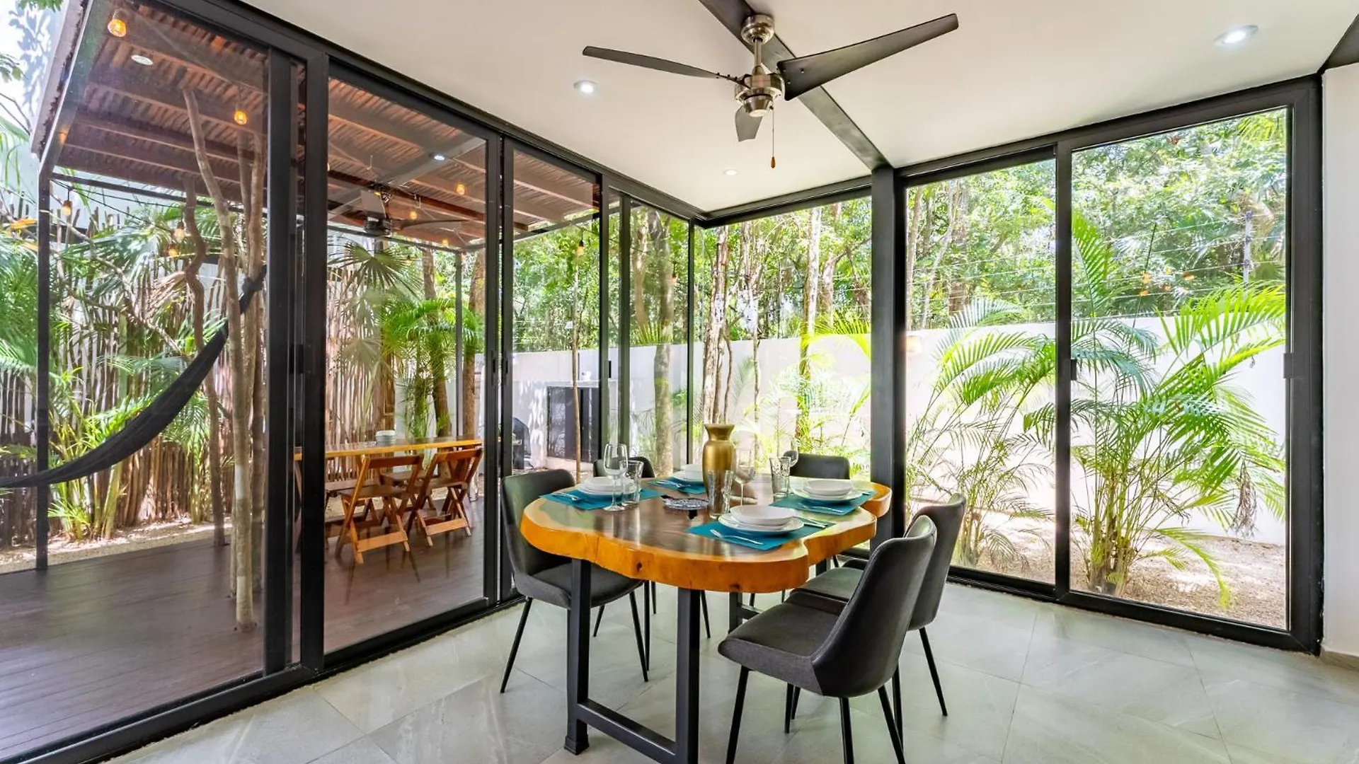 Casa Chiit Villa Tulum Mexico